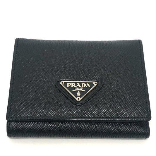 PRADA M176A トライアングルプレート 財布 ミニウォレット 三角プレート 3つ折り財布 サフィアーノレザー レディース ブラック - brandshop-reference