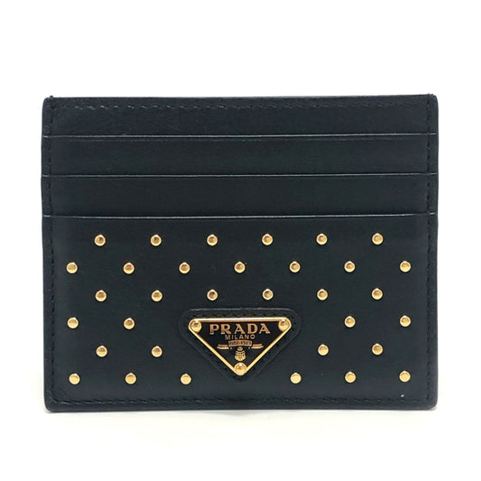 PRADA 1MC025 トライアングルロゴ スタッズドレザー 小物 ゴールドスタッズ カードケース レザー レディース ブラック