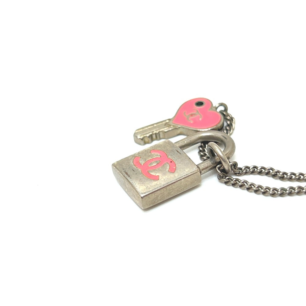 CHANEL 07P Coco Mark Padlock Cadena Heart Key Chain Accessory Necklace Metal Women's Silver