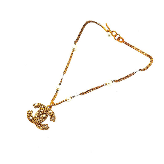 CHANEL 05P Coco Mark Faux Pearl Chain Necklace in Gold