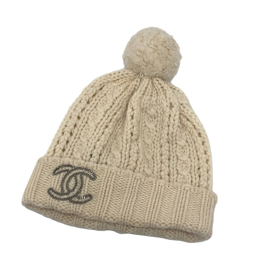 CHANEL チェーン ココマーク ファッション小物 ビーニー 帽子 ケーブルニット ポンポン ニット帽 カシミヤ レディース ホワイト