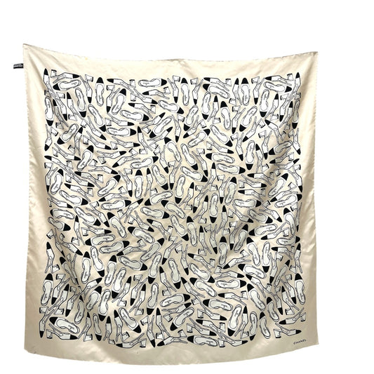 Chanel Pumps Aksesori Pakaian Motif Mencuri Beige Wanita Sutera Selendang Besar