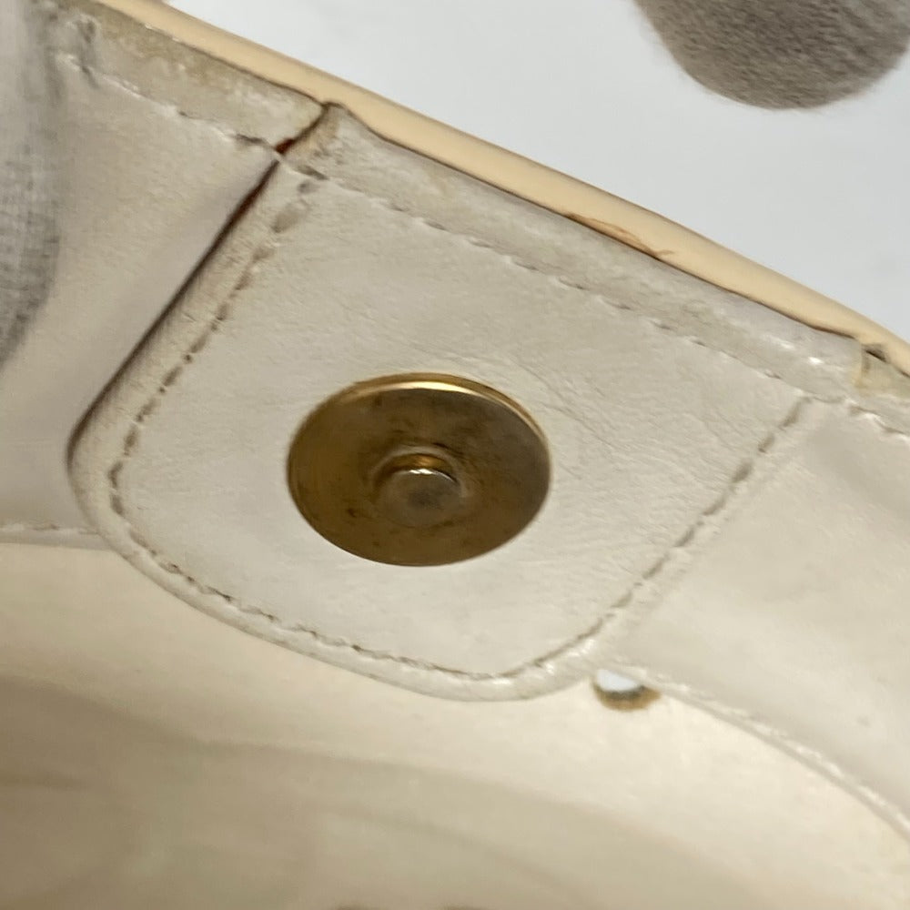 CHANEL カバン トートバッグ 肩掛け CC ロゴ パンチング チェーン ショルダーバッグ エナメル レディース - brandshop-reference