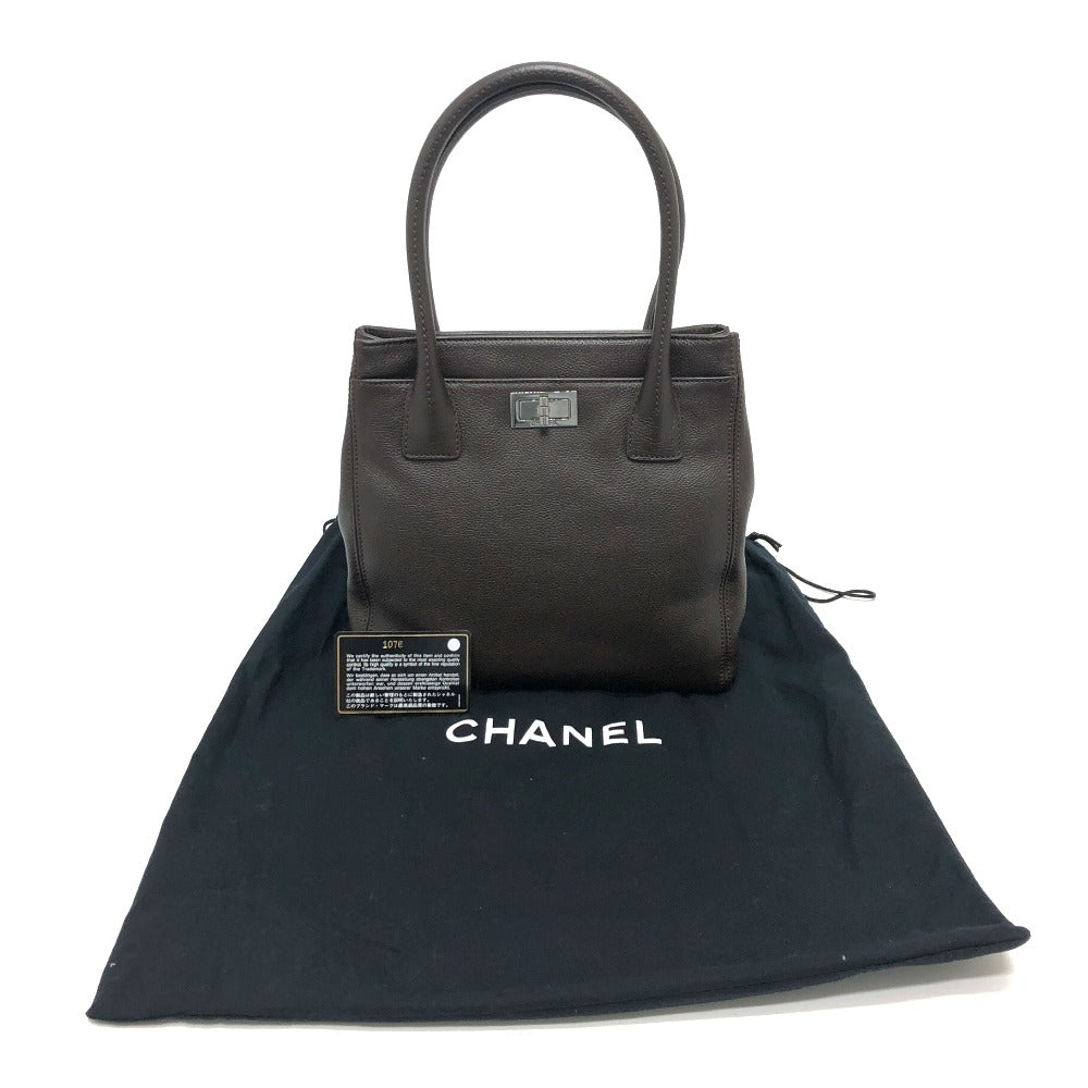 CHANEL ハンドバッグ エグゼクティブ 2.55 カバン 縦型 トートバッグ レザー レディース ブラウン - brandshop-reference