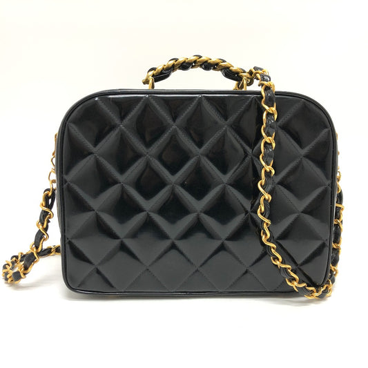 CHANEL マトラッセ バニティ 2WAY カバン 肩掛け 斜め掛け ハンドバッグ エナメル レディース ブラック