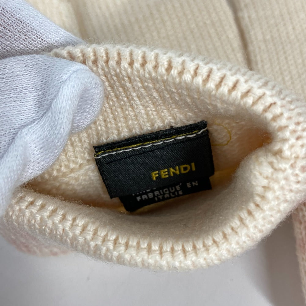 FENDI Zucca Wool Gloves for Women, Pink