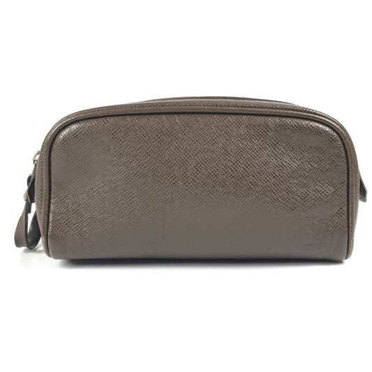 LOUIS VUITTON M32498 Taiga Truth Ivan Bag, Second Bag, Pouch with Handle, Taiga Leather, Unisex, Grizzly Brown