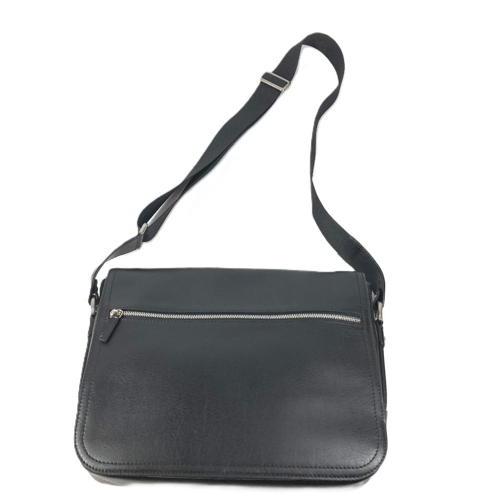 Salvatore Ferragamo メッセンジャーバッグ ロゴ 斜め掛け カバン フラップ ショルダーバッグ レザー ユニセックス ブラック