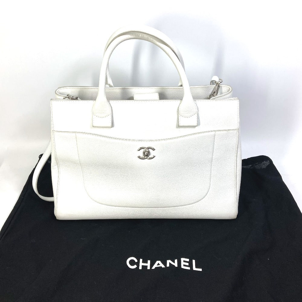 CHANEL A69931 CC ココマーク ネオエグゼクティブ ラージ 2WAY ショルダーバッグ 肩掛け ハンドバッグ キャビアスキン レディース ホワイト
