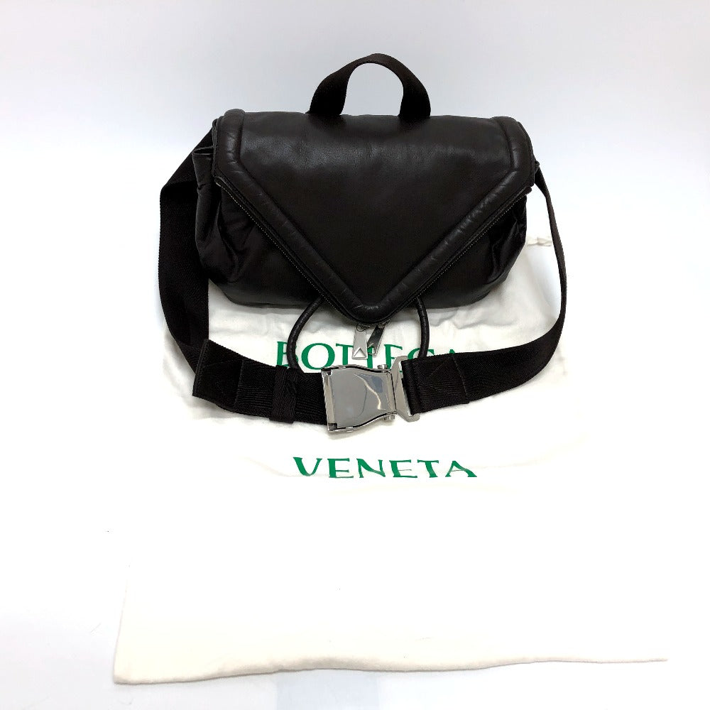 BOTTEGA VENETA カバン ピーク ベルトバッグ ボディバッグ レザー メンズ ブラウン