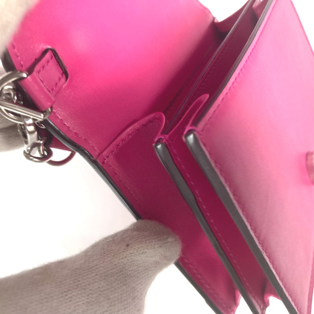 GUCCI 723777 GG Matelasse Quilted Crossbody Pochette Shoulder Bag in Leather/Nylon, Pink