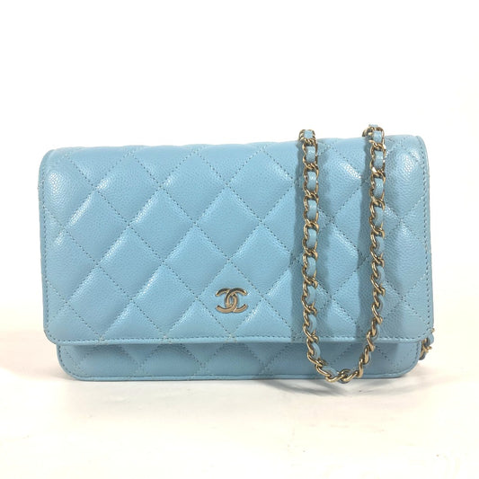 CHANEL AP0250 CC โลโก้โคโค่ มัตเตลัสเซ่ ไทม์เลสคลาสสิก กระเป๋าสตางค์โซ่ กระเป๋าสตางค์ยาวแบบโซ่ กระเป๋าสะพายข้าง กระเป๋าสะพายไหล่ หนังคาเวียร์ สำหรับผู้หญิง สีฟ้าอ่อน