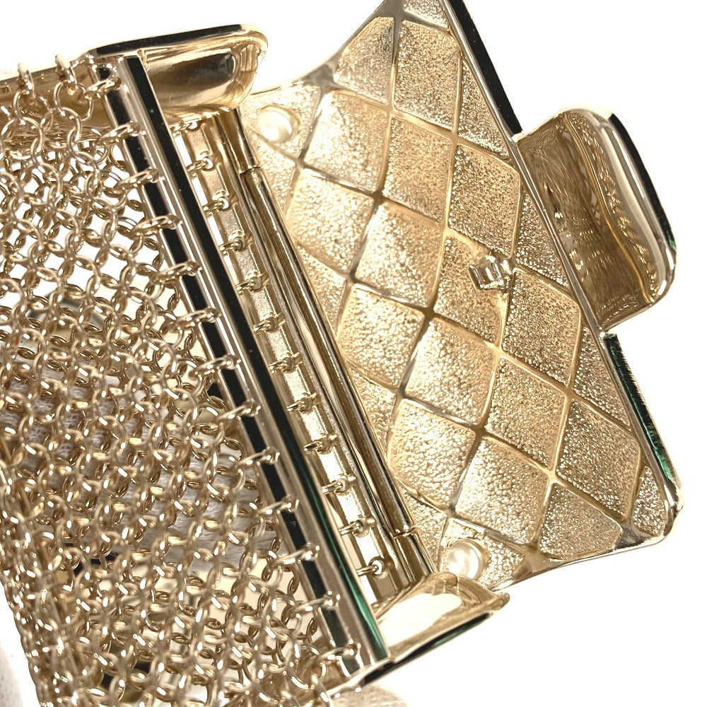 CHANEL 21S マトラッセ キルティング ハンドバッグ 型 CC ココマーク ロゴ フェイクパール ブレスレット バングル メタル レディース ゴールド