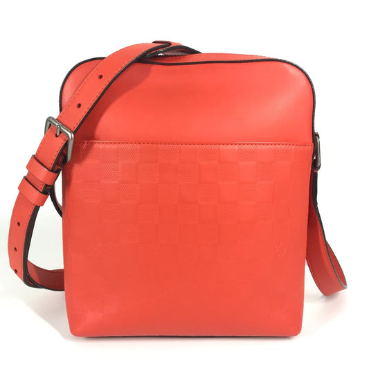 LOUIS VUITTON N23356 ダミエアンフィニ ポシェットディストリクト カバン 斜め掛け ポシェット ショルダーバッグ ダミエアンフィニレザー ユニセックス マグマ レッド