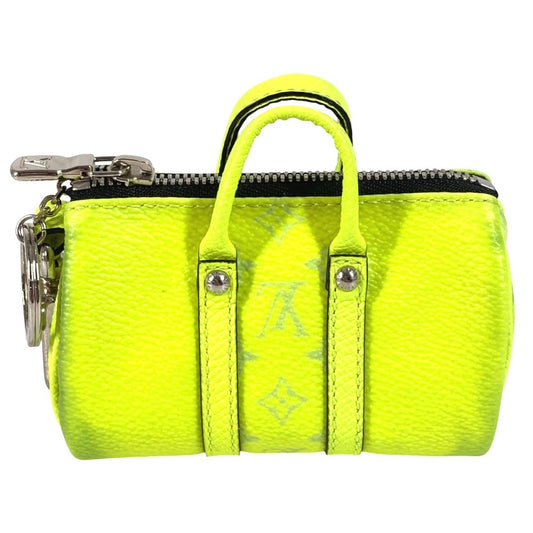 LOUIS VUITTON M01048 タイガラマ ポルトクレ・ミニキーポル バッグチャーム バッグ型 ボストン キーホルダー タイガレザー ユニセックス イエロー