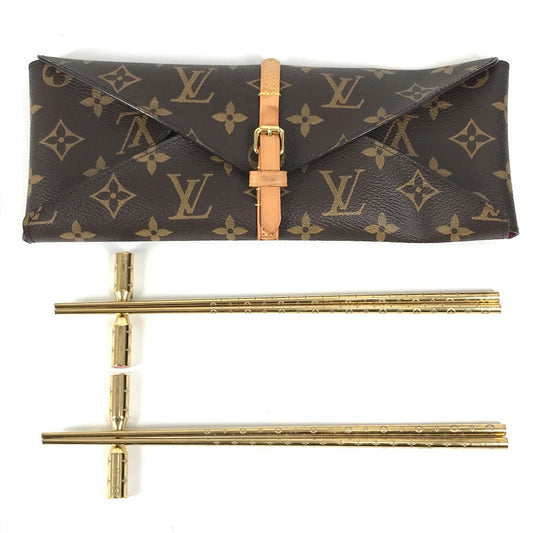 LOUIS VUITTON GI0736 モノグラム チョップスティック エテュイ・4バゲット 箸2膳 箸置き2個 ポーチセット 雑貨 メタル ユニセックス ブラウン