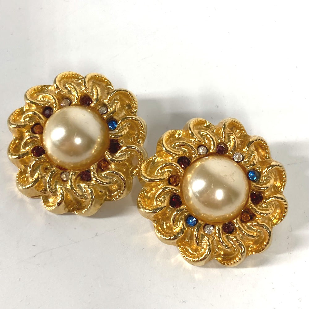 CHANEL Vintage Flower Rhinestone and Faux Pearl Earrings in Metal, Gold, for Women
