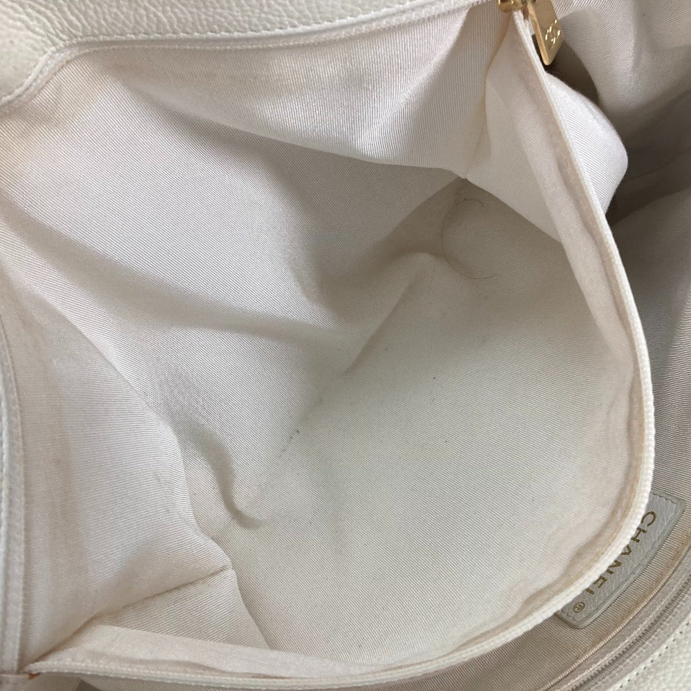 CHANEL エグゼグティブトート 肩掛け バッグ sショルダーバッグ トートバッグ キャビアスキン レディース ホワイト系 - brandshop-reference