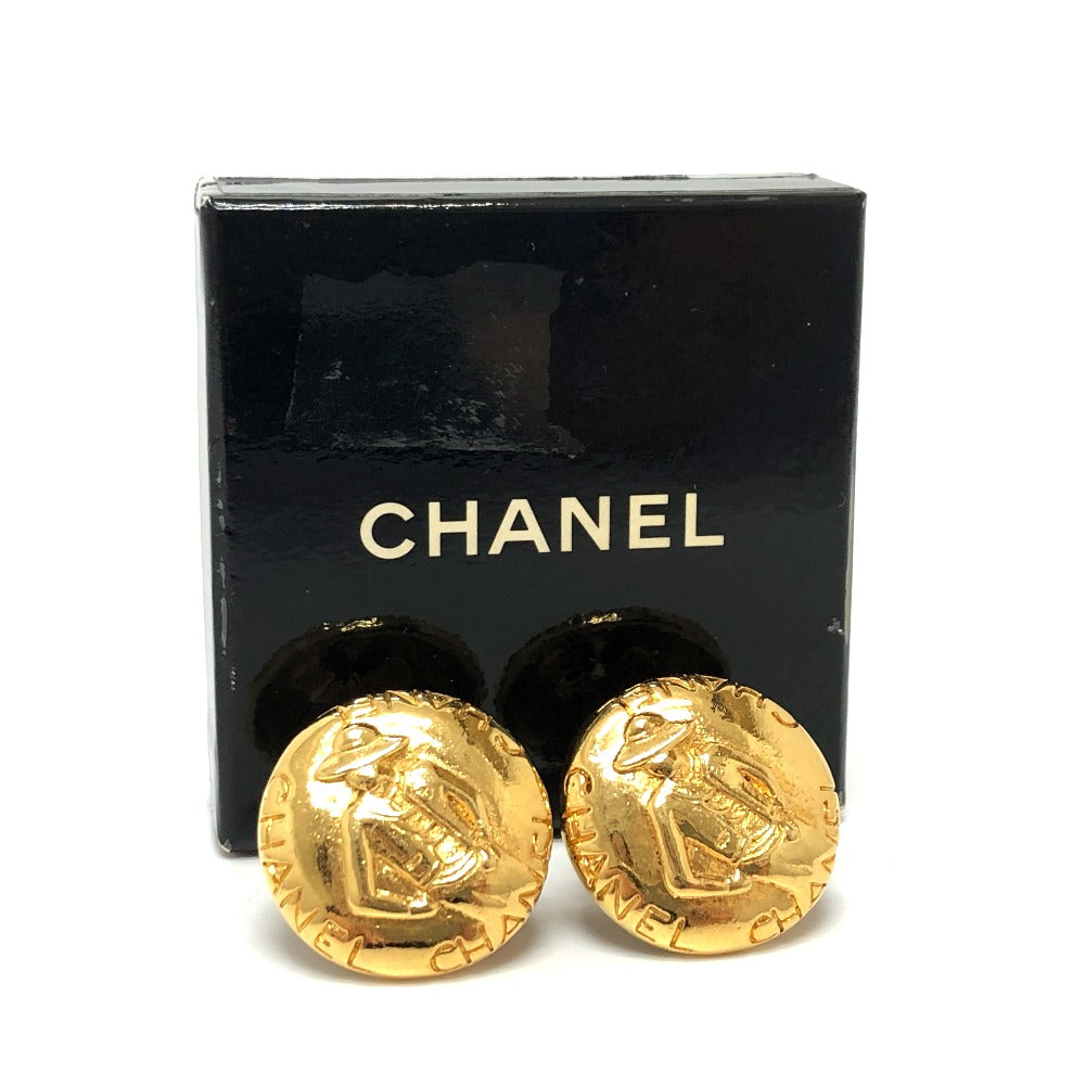 CHANEL Vintage Mademoiselle Round Earrings in Gold, Metal, for Women
