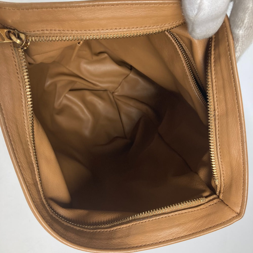 BOTTEGA VENETA 607964 ザ ツイスト カバン ポーチ クラッチバッグ ハンドバッグ レザー レディース キャメル ブラウン