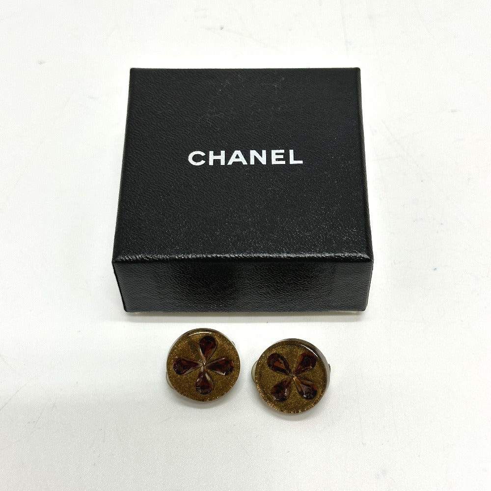 CHANEL Clover 01C Earrings, Plastic, Women's, Gold
