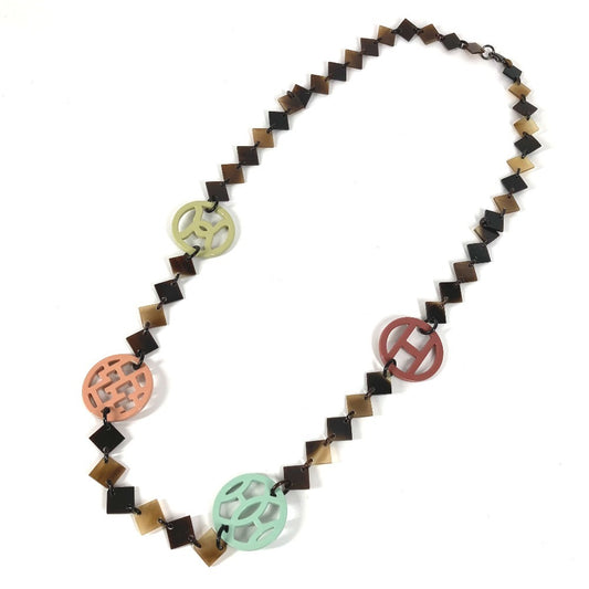 HERMES Collier deva Corne de Buffle Collier Diva Buffalo Horn Logo Long Necklace for Women in Multicolor