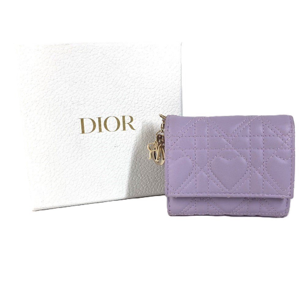 Dior 日本限定 レディディオール lady dior ロータスウォレット 財布 ハートカナージュ コンパクトウォレット 3つ折り財布 ラムスキン レディース ライラック パープル