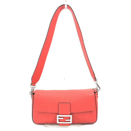 FENDI Mamma Bucket Selleria Shoulder Bag in Red Leather for Women