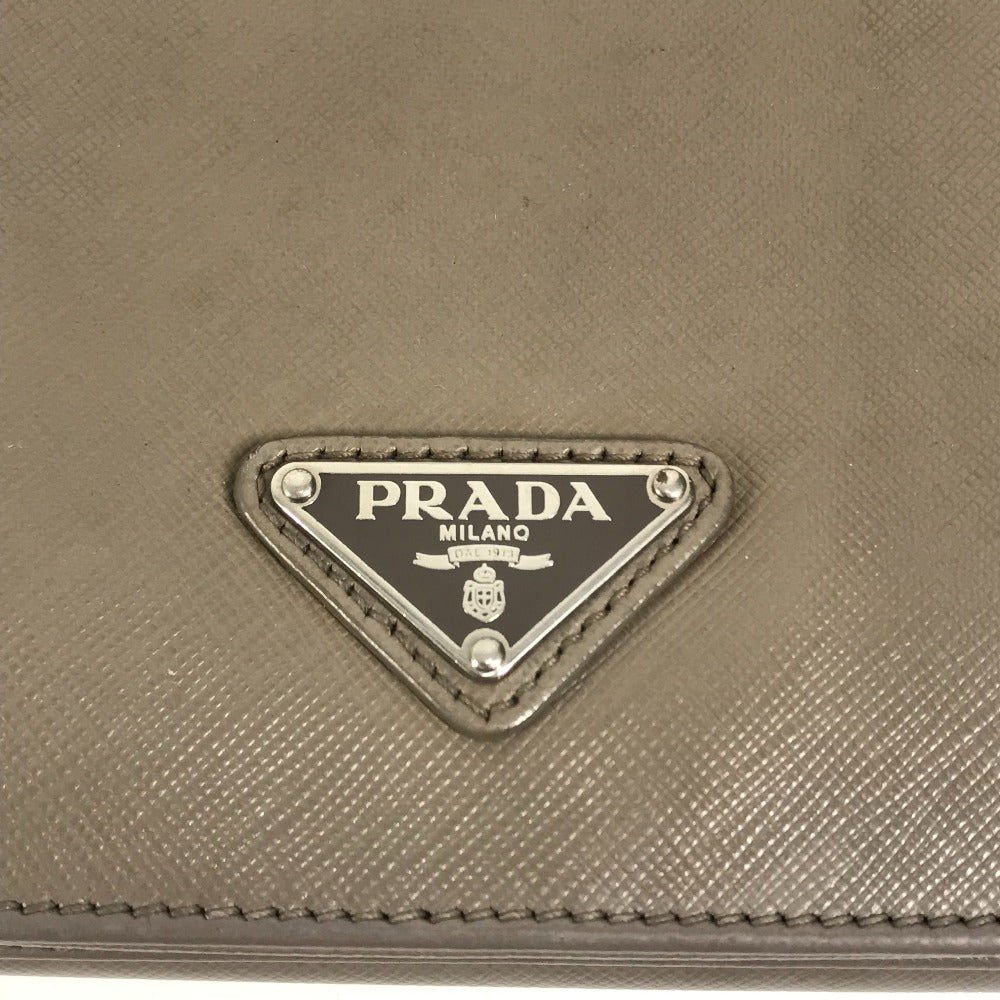 PRADA トライアングルロゴ 三角ロゴ プレート カバン ブリーフケース ビジネスバッグ サフィアーノレザ- メンズ ベージュ系 - brandshop-reference