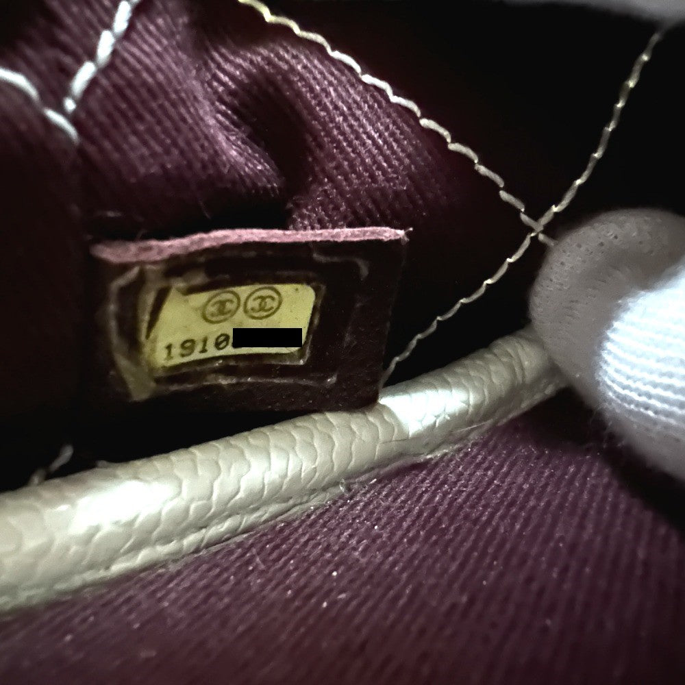 CHANEL CC ココマーク マトラッセ 肩掛け ショルダーバッグ カバン トートバッグ キャビアスキン レディース ホワイト - brandshop-reference