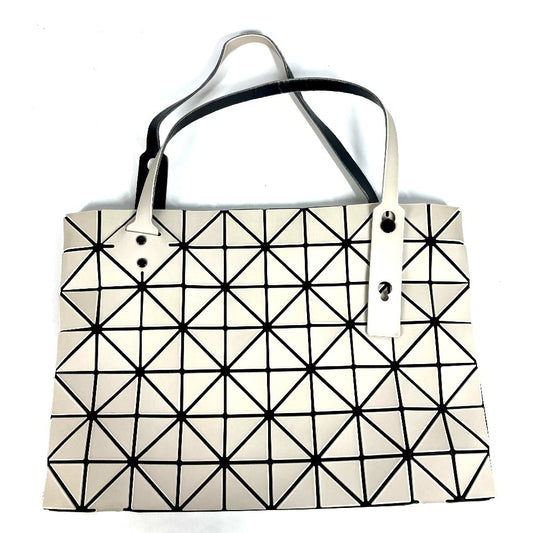 ISSEY MIYAKE BAOBAO กระเป๋าโท้ททรงยาว กระเป๋าสะพายไหล่ กระเป๋าถือ หนัง PVC/หนังแท้ unisex สีเบจ