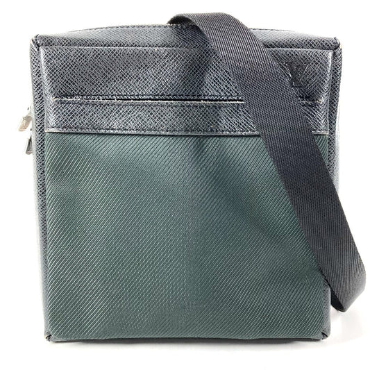 LOUIS VUITTON M30902 タイガ サヤン 斜め掛け ポシェット カバン ショルダーバッグ レザー/ナイロン ユニセックス カーキ