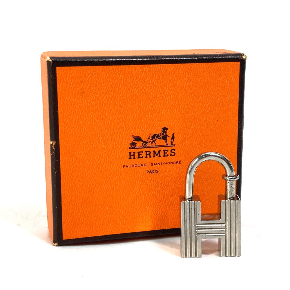 HERMES H motif, the first step of the new century, 2000 limited edition H Cadena Padlock pendant top, metal, women's, silver