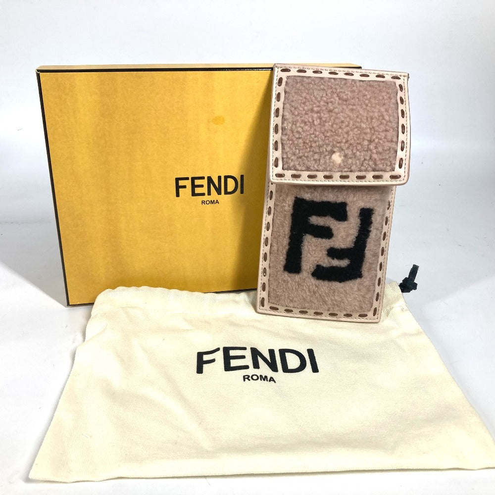 FENDI 7AS047 Smartphone Case/Phone Pouch/Bag with FF Logo and Fur Charm, Beige