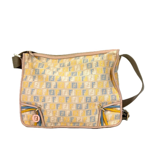 FENDI ズッカ ロゴ カバン 斜め掛け チャーム付き ショルダーバッグ レザー/キャンバス ユニセックス マルチカラー - brandshop-reference