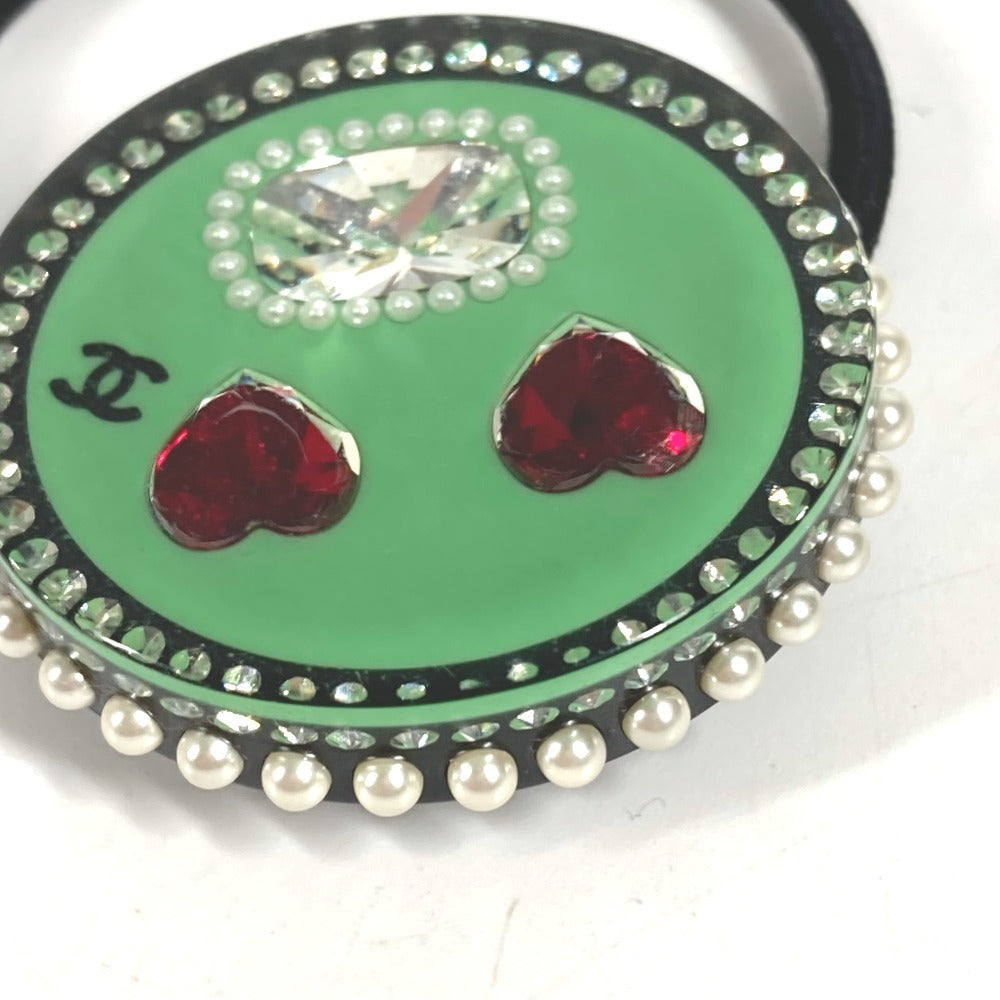 CHANEL 16K Heart CC Coco Mark Logo Hair Accessory Faux Pearl Hair Tie Plastic Unisex Black