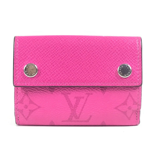 LOUIS VUITTON M30773 Taiga Rama Discovery Compact Wallet, a tri-fold wallet in Taiga leather, unisex, pink.