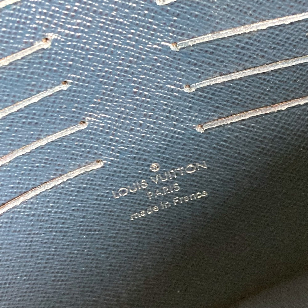 LOUIS VUITTON M33410 Taiga Pochette Kasai Pochette Kasai Bag Pouch Clutch Bag with Strap Cluch Bag Taiga Leather Océan Navy Used