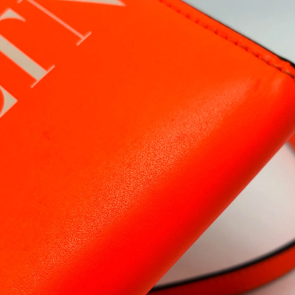 VALENTINO VLTN ロゴ ネックストラップ ウォレット ウォレット 折りたたみ財布 2つ折り財布 レザー レディース オレンジ - brandshop-reference