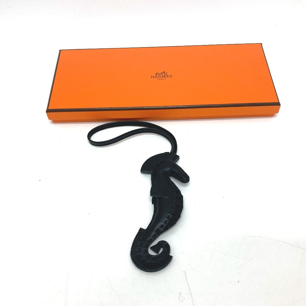 HERMES バッグチャーム イポ タツノオトシゴ ソーブラック チャーム レディース - brandshop-reference