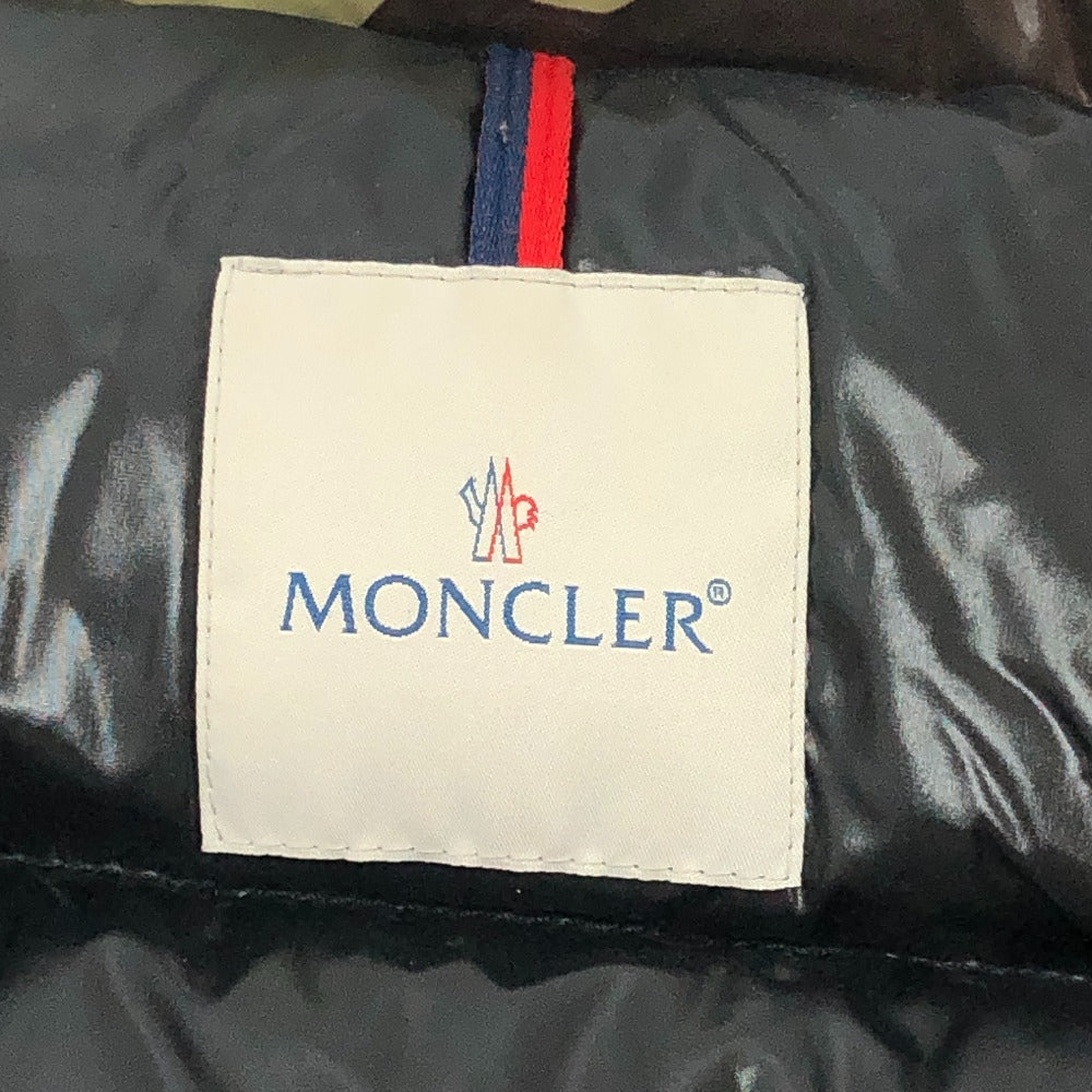 MONCLER EVEREST Apparel outerwear camouflage pattern logo hooded Down jacket polyester khaki Used