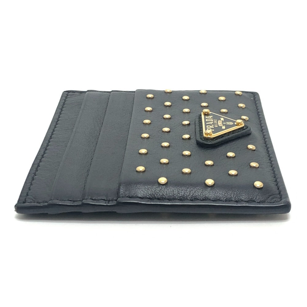 PRADA 1MC025 トライアングルロゴ スタッズドレザー 小物 ゴールドスタッズ カードケース レザー レディース ブラック