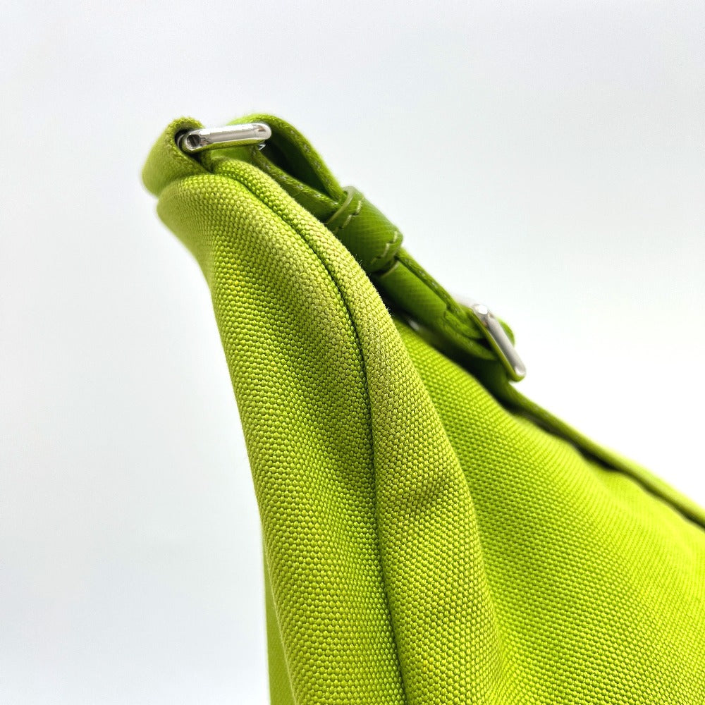 PRADA 2VY007 エンボスロゴトライアングル カバン バッグ ショルダー 斜め掛け ショルダーバッグ キャンバス レディース グリーン