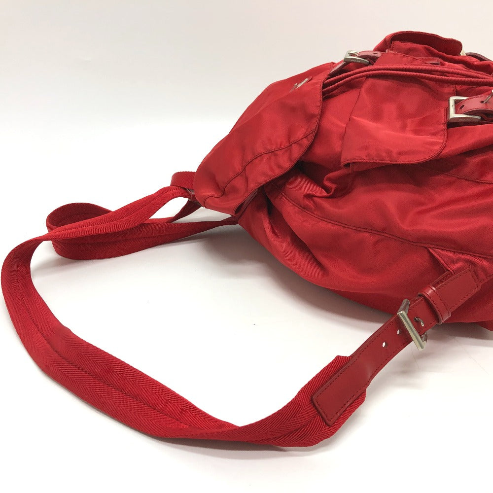 PRADA バックパック ロゴプレート 三角 トライアングルロゴ Wポケット カバン リュックサック ナイロン レディース レッド