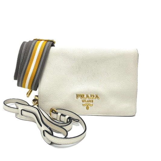 PRADA 1BD159 กระเป๋า 2WAY โลโก้หนัง VITELLO DAINO แบบสะพายข้าง มีฝาปิด กระเป๋าสะพายข้าง หนัง สำหรับผู้หญิง สีขาว