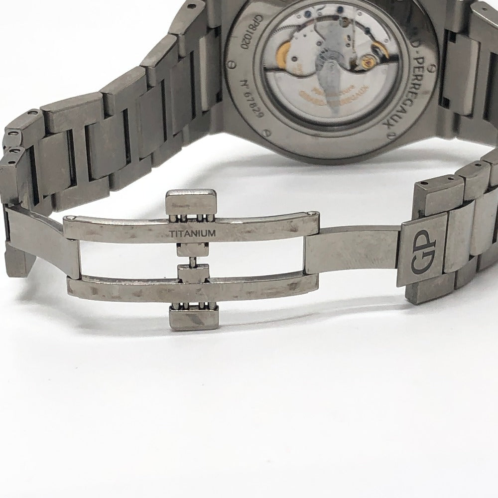 GIRARD-PERREGAUX 81020-21-3398-1CM ロレアート アストンマーティン エディション クロノグラフ 自動巻き 腕時計 チタン メンズ シルバー