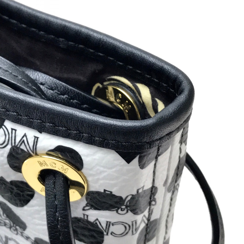 MCM LOVELESSコラボ ダルメシアン スタッズ カバン 肩掛け ショルダーバッグ トートバッグ コーティングレザー レディース ホワイト ブラック