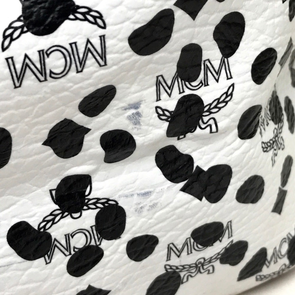 MCM LOVELESSコラボ ダルメシアン スタッズ カバン 肩掛け ショルダーバッグ トートバッグ コーティングレザー レディース ホワイト ブラック