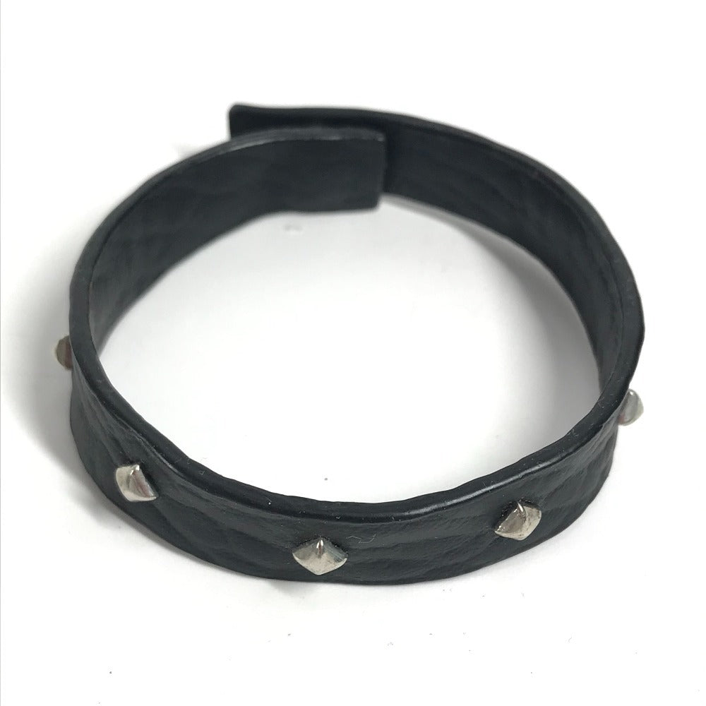 MCM スタッズ 首輪 ロゴ 犬 ドッグ 人形 インテリア スタッズ ぬいぐるみ キャンバス ユニセックス マルチカラー - brandshop-reference