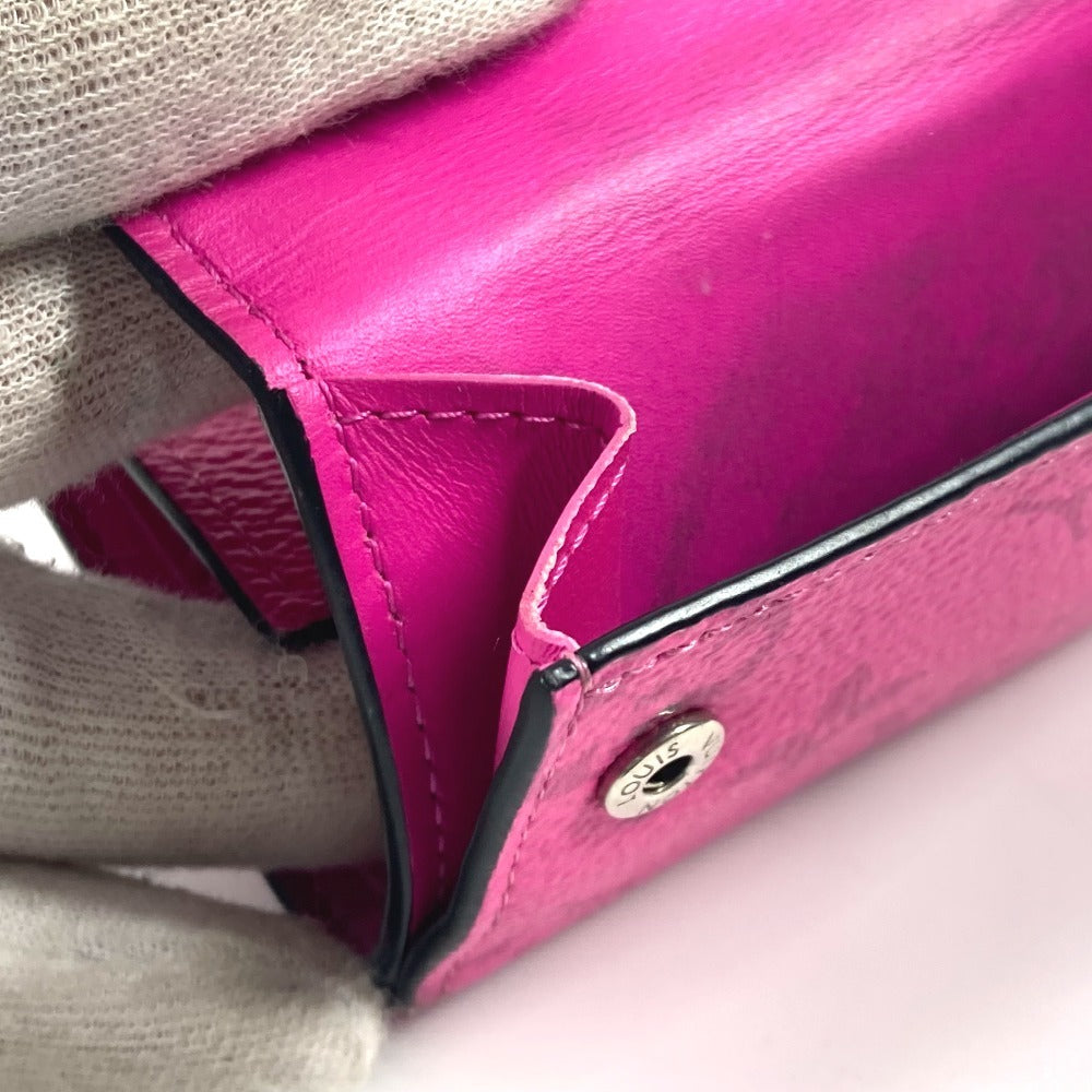 LOUIS VUITTON M30773 Taigarama Discovery Compact Wallet กระเป๋าสตางค์แบบพับ 3 ทบ หนัง Taiga สีบานเย็น ชมพู สำหรับผู้หญิง